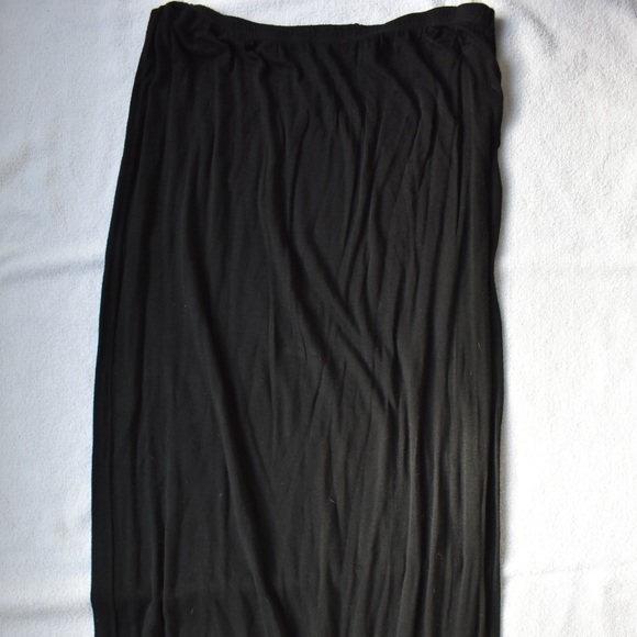 Brandy Melville black maxi skirt - Picture 5 of 6
